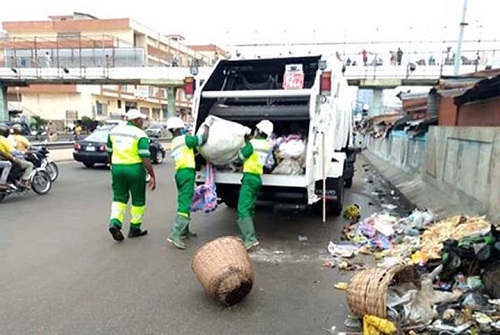 Assainissement du cadre de vie : Plus de 420 000 tonnes de déchets collectés en 2024 par la SGDS