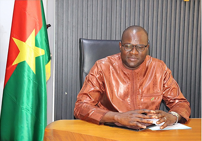 Le ministre burkinabè de l'Économie et des Finances, Aboubakar Nacanabo